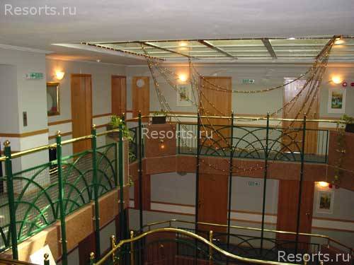 Glazne Hotel 8